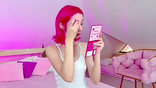 Liann Stark online show from November 25, 7:10 am