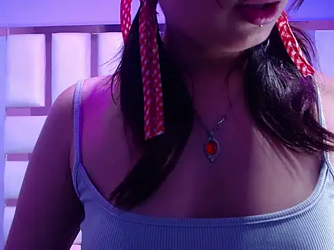 Snapshot of abby_pop_ chatting on September 18, 1:20 pm abby pop online show from September 18, 1:20 pm