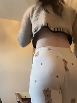 Sophsaysxox online show from November 28, 3:04 pm