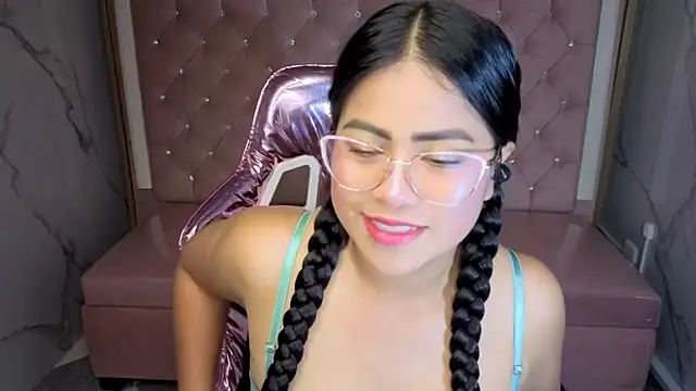 Victoria b  online show from November 23, 8:32 pm