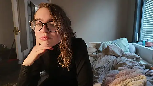 knottybunny online show from November 8, 9:09 pm