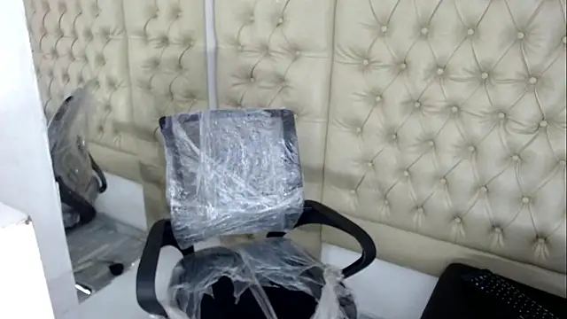 JessicaHott01 online show from February 12, 8:54 pm