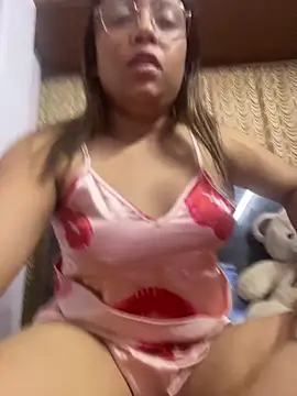 goodvibesonly44445 online show from February 25, 11:36 pm