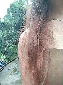 lylylove online show from September 10, 4:34 am