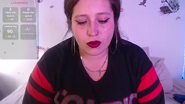 nahomy jonhs online show from September 18, 9:02 pm