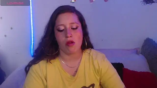 nahomy jonhs online show from October 21, 9:19 pm