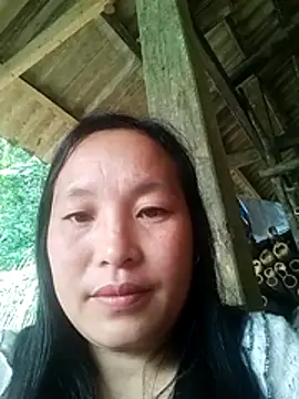 miss-su online show from March 29, 8:57 am