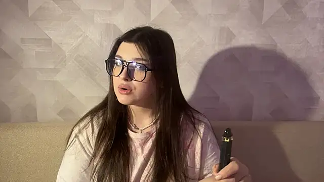 CarylWeatherholtz online show from November 20, 7:42 am