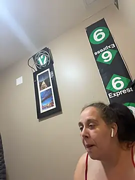 Snapshot of exotictastingexotic chatting on October 25, 10:05 pm exotictastingexotic online show from October 25, 10:05 pm