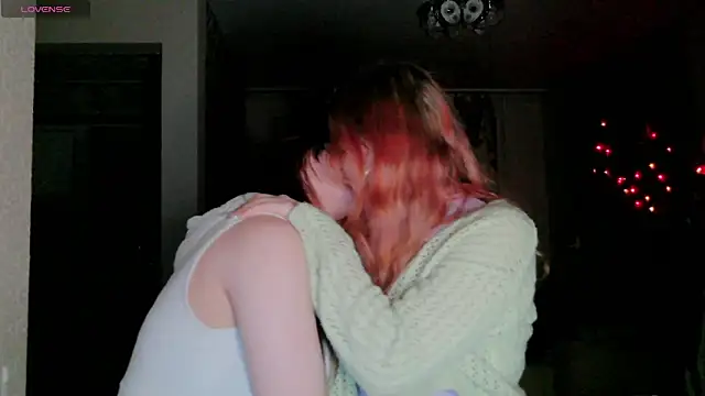 Poppy sun online show from November 15, 7:48 pm