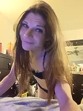 THATgirlUwont4get online show from September 11, 8:20 pm