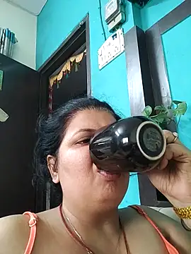 Snapshot of Jann_Riya333 chatting on September 15, 6:54 am Jann Riya333 online show from September 15, 6:54 am