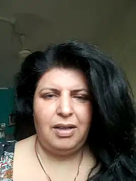 Snapshot of Jann_Riya333 chatting on September 22, 8:13 am Jann Riya333 online show from September 22, 8:13 am