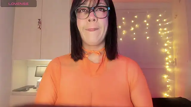 VickyRuiz  online show from April 14, 7:58 pm