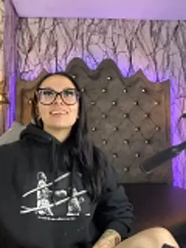 Zami Escobar of online show from December 17, 6:56 pm