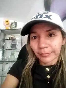 Ms lunaRose online show from February 9, 5:37 pm