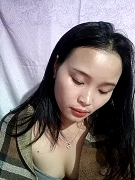 Lili lovely online show from November 12, 1:36 am