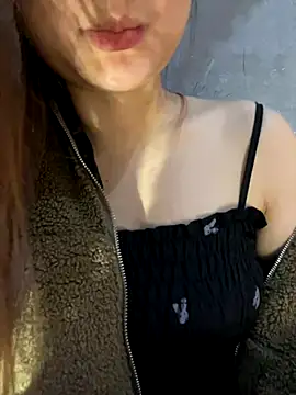 Hinne07 online show from November 18, 12:55 am