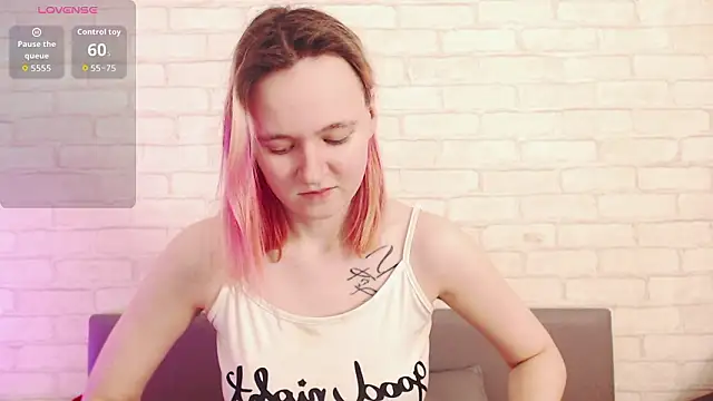 Ericha Stone online show from February 24, 8:13 am