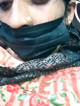 Snapshot of Pahadi_couple chatting on October 16, 4:42 pm Pahadi couple online show from October 16, 4:42 pm