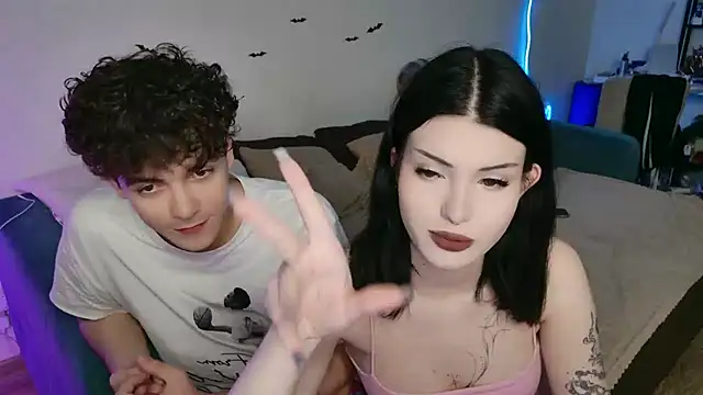 Alice18James online show from October 29, 2:49 am