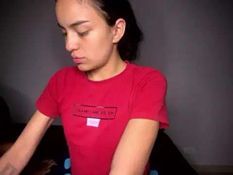 blinkiii  online show from January 8, 1:42 am