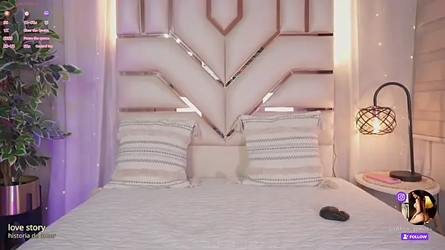 cinthia jones2 online show from April 26, 11:08 am