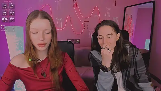 khloebeauty online show from March 16, 8:13 pm