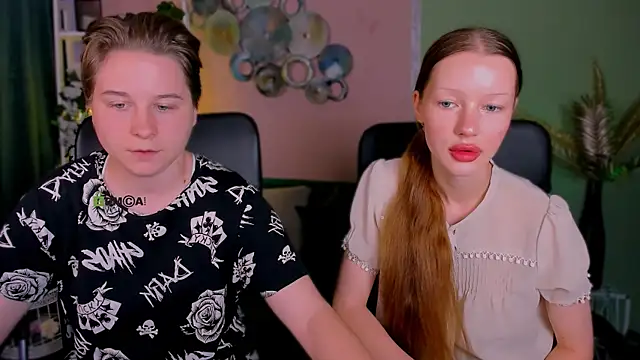 khloebeauty online show from September 24, 5:50 am