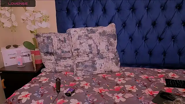 IndianSapphireX online show from October 28, 5:35 am