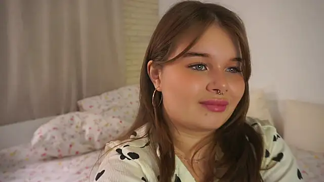 Anna Nicol online show from September 21, 2:16 pm