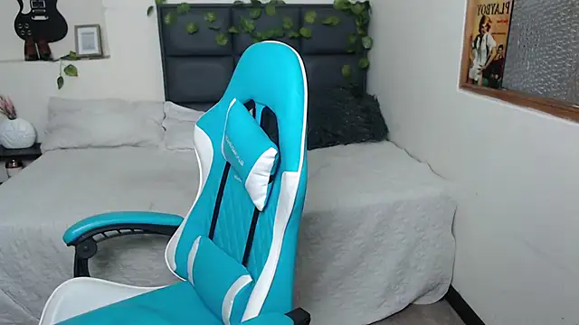 Amnesia  online show from September 23, 12:36 pm