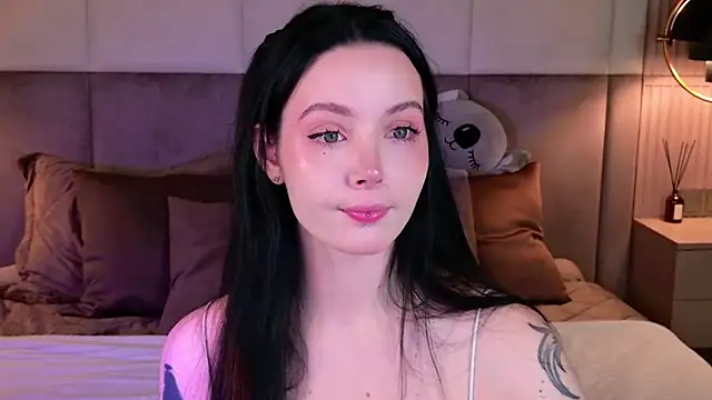 Goldy Stark online show from October 5, 8:47 pm