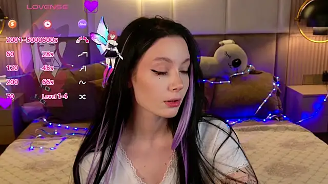 Goldy Stark online show from March 2, 9:20 pm