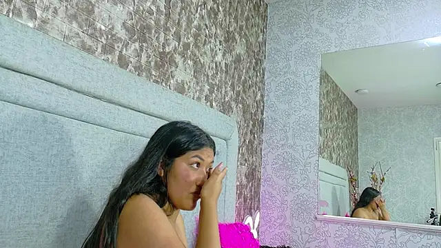 SharaRous online show from January 7, 5:49 pm