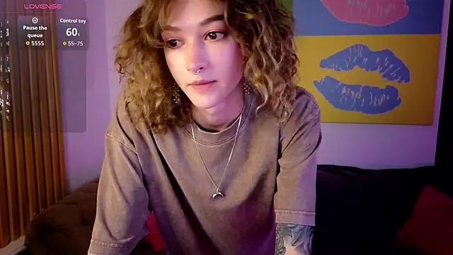 Snapshot of __grace__ chatting on September 28, 10:42 am grace online show from September 28, 10:42 am