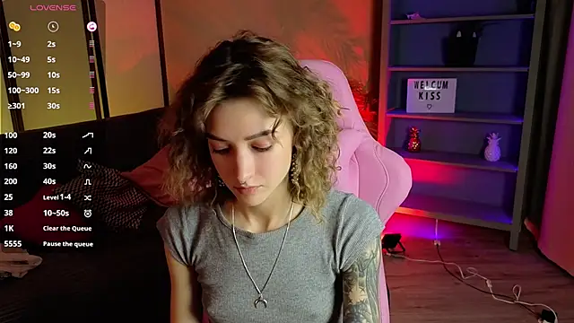 Snapshot of __grace__ chatting on September 11, 10:26 am grace online show from September 11, 10:26 am