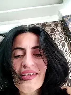 Gecenin Kralicesi online show from March 31, 8:14 am