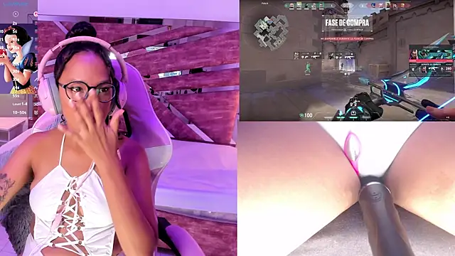 NovaLyn online show from October 28, 4:18 am