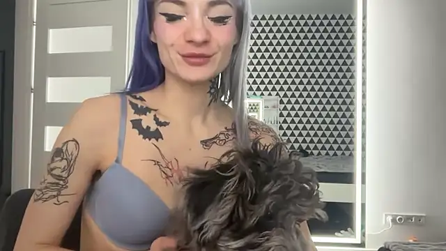 FluffySlutt online show from December 19, 10:46 pm