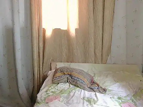 honeyLushess online show from February 22, 6:58 am