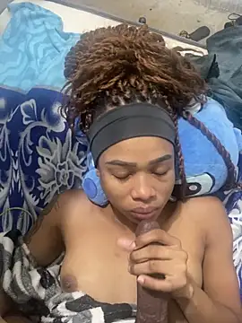 sexy-colombiana online show from April 18, 2:03 am