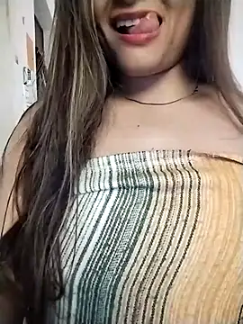 Sexy vernilla online show from May 7, 10:35 pm