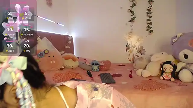 Liahdiaz  online show from March 9, 12:41 pm