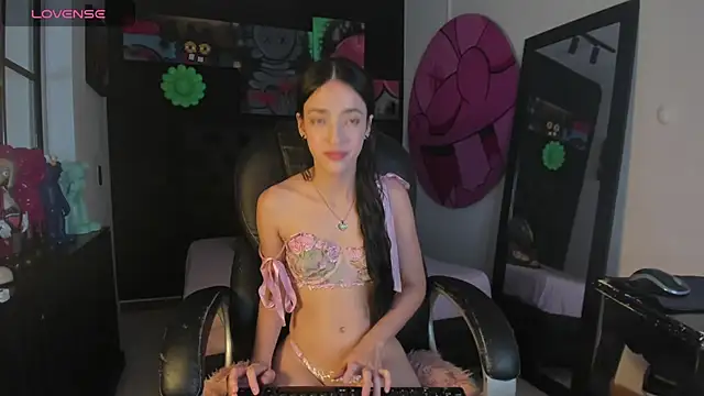 miIa bratz online show from March 18, 8:58 pm