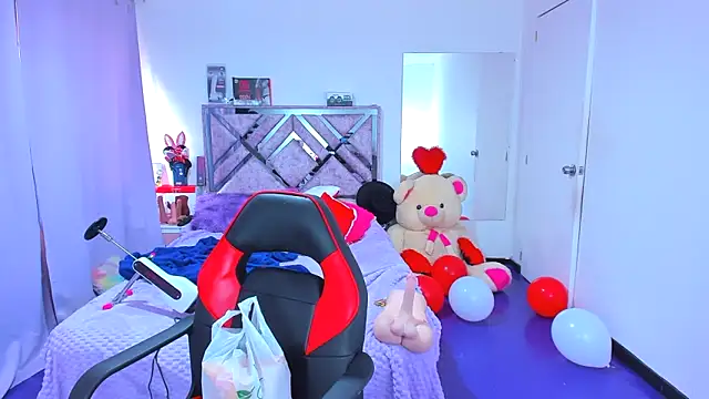 Luna Analya online show from February 15, 12:48 pm