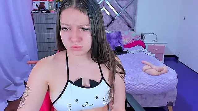 Luna Analya online show from January 15, 2:56 pm