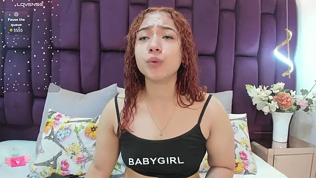 Snapshot of megannherrera chatting on October 6, 12:00 pm megannherrera online show from October 6, 12:00 pm
