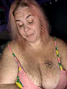 Courdles online show from November 3, 9:35 am