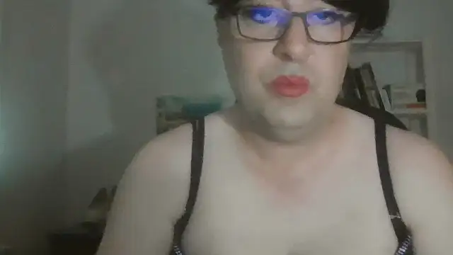 Snapshot of nataliacd chatting on September 15, 2:03 pm nataliacd online show from September 15, 2:03 pm